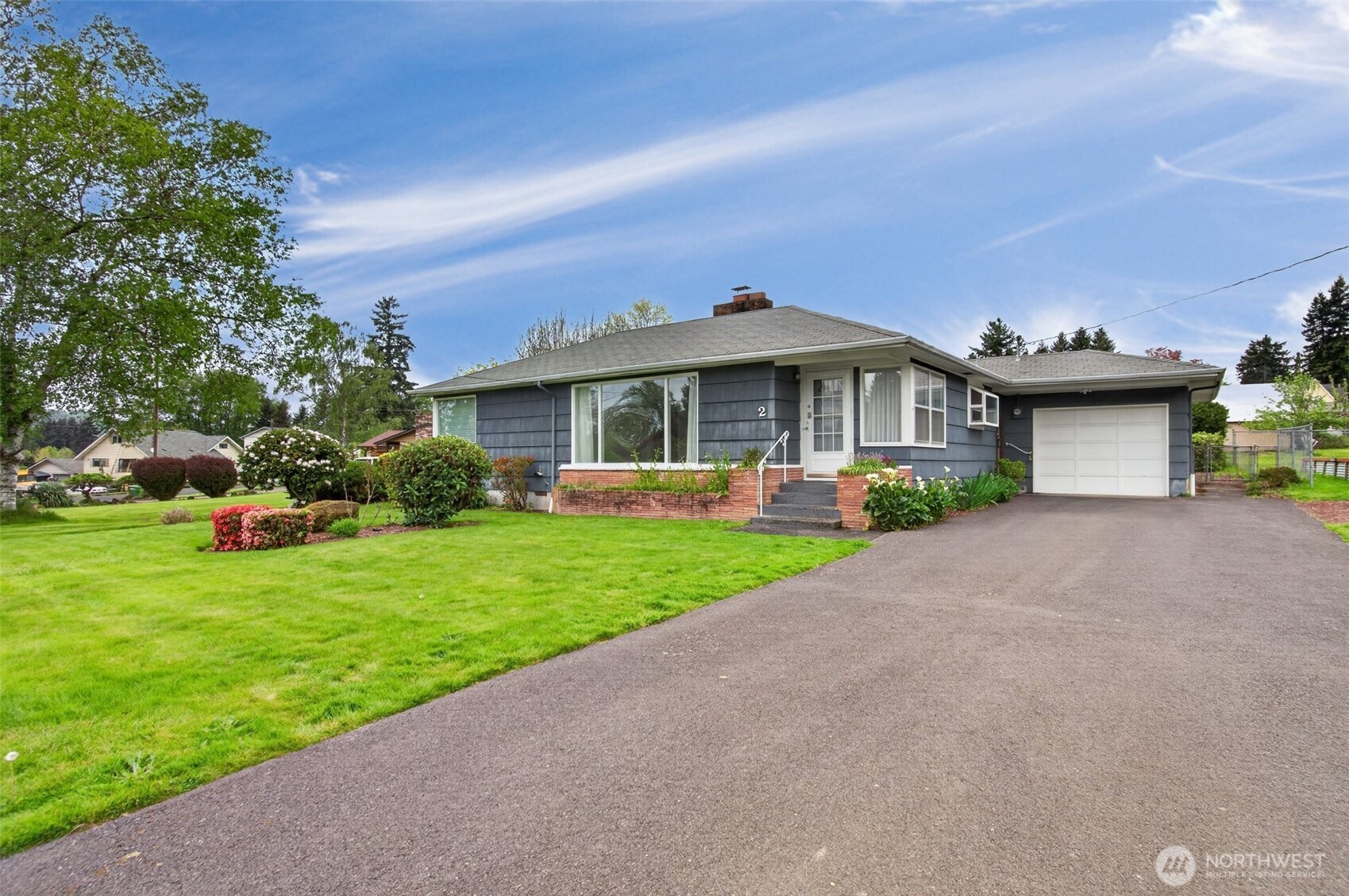 2 Pacific Place , Longview, WA 98632