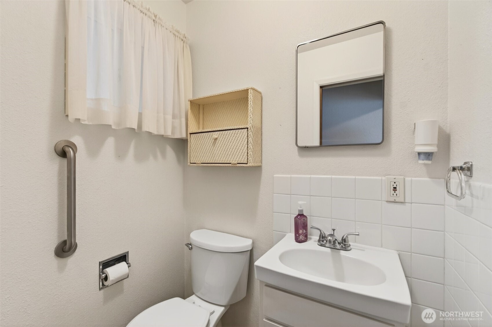 2 Pacific Place , Longview, WA 98632