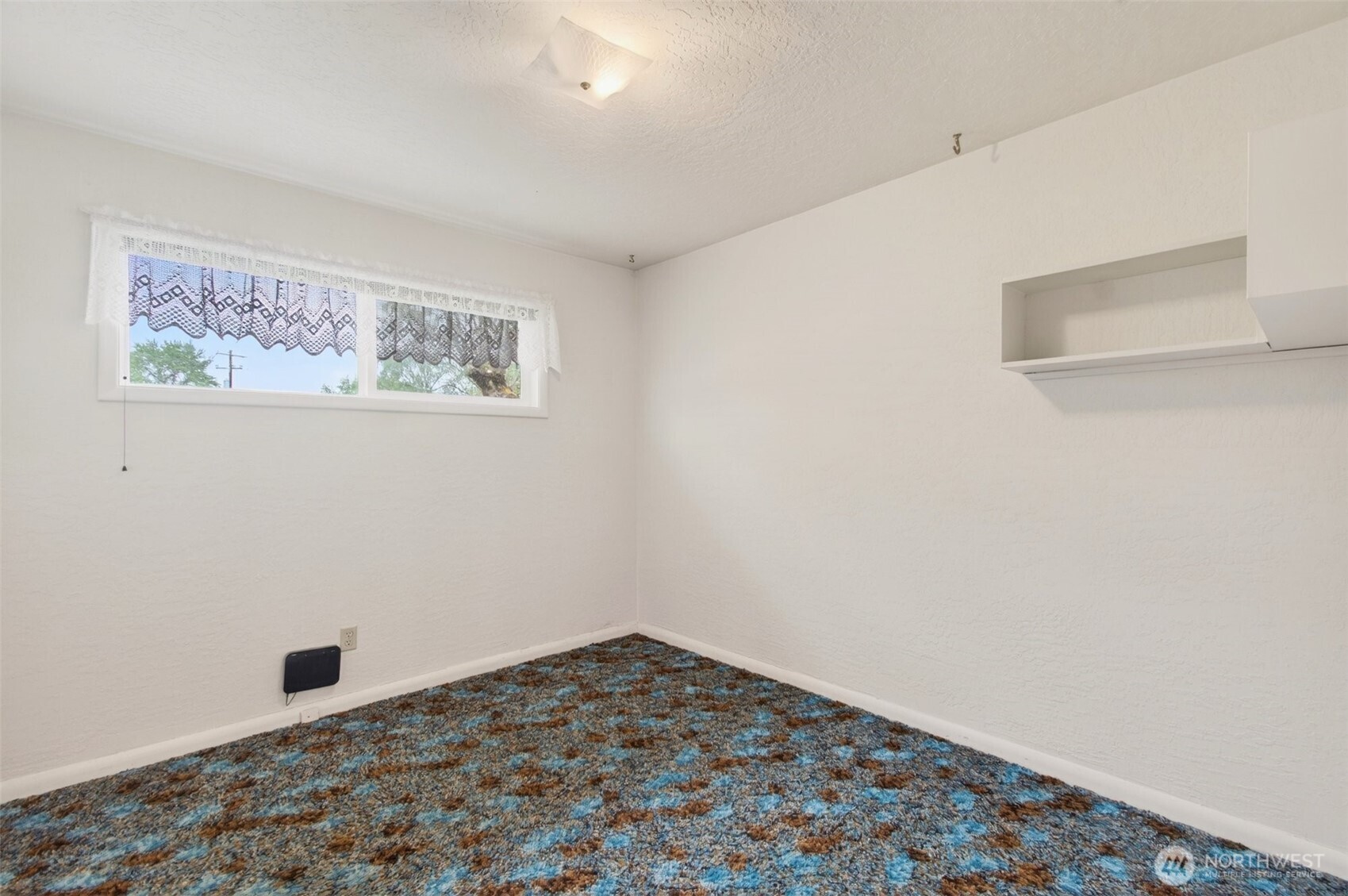 2 Pacific Place , Longview, WA 98632