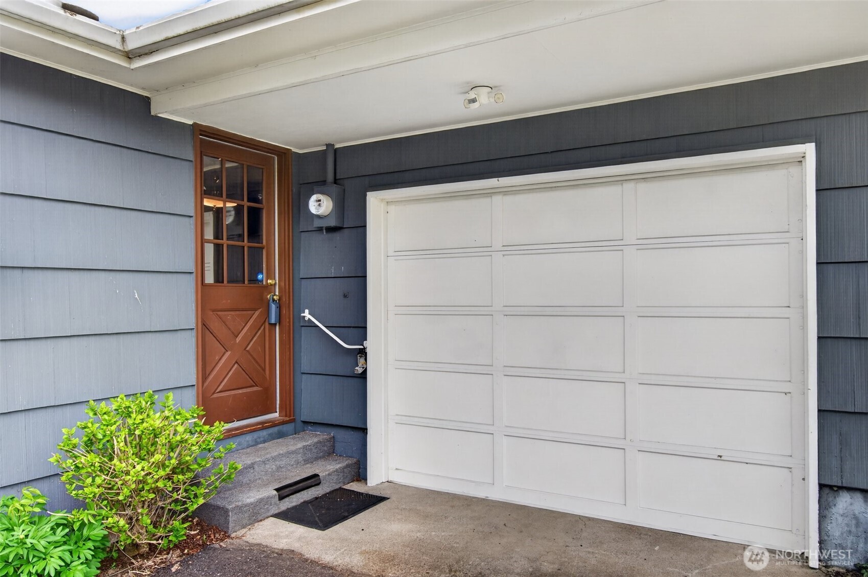 2 Pacific Place , Longview, WA 98632
