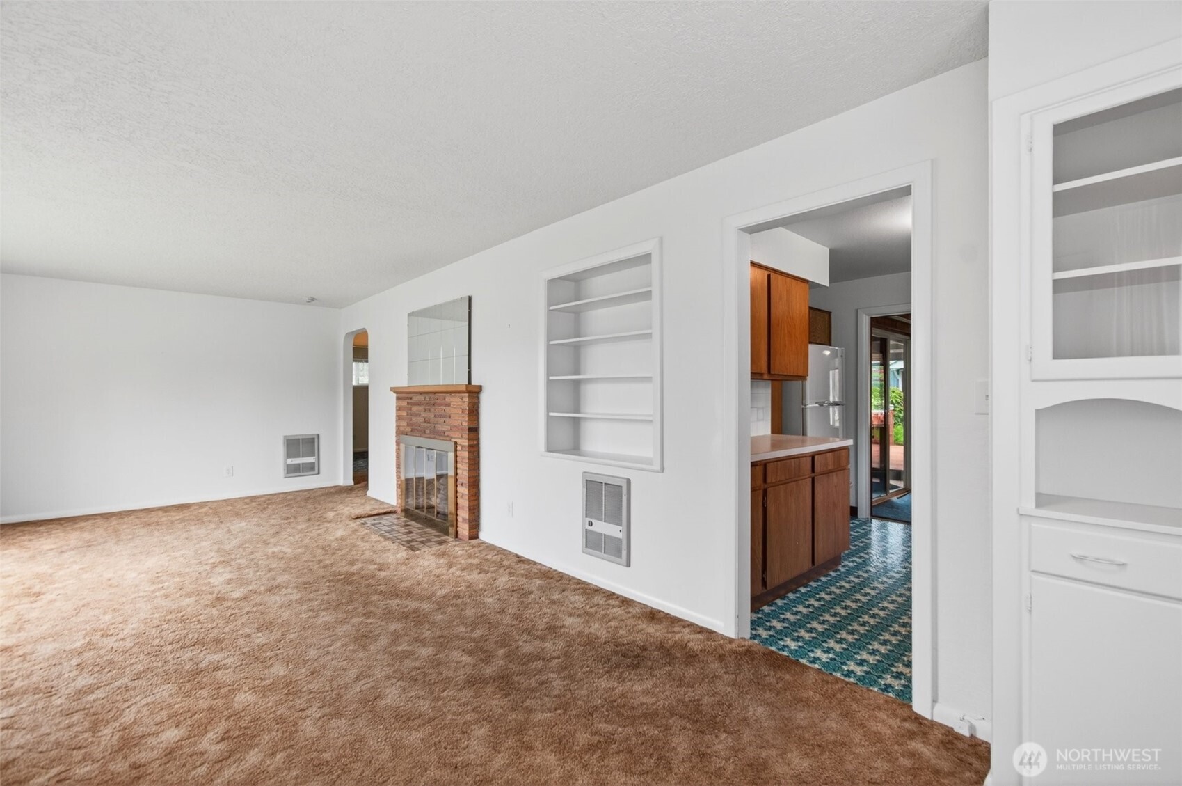2 Pacific Place , Longview, WA 98632