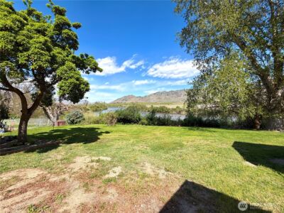 1024 Old Hwy 97 , Brewster, WA 98812 - Photo 40
