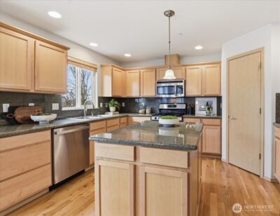 12105 23rd Avenue W, Everett, WA 98204 - Photo 7