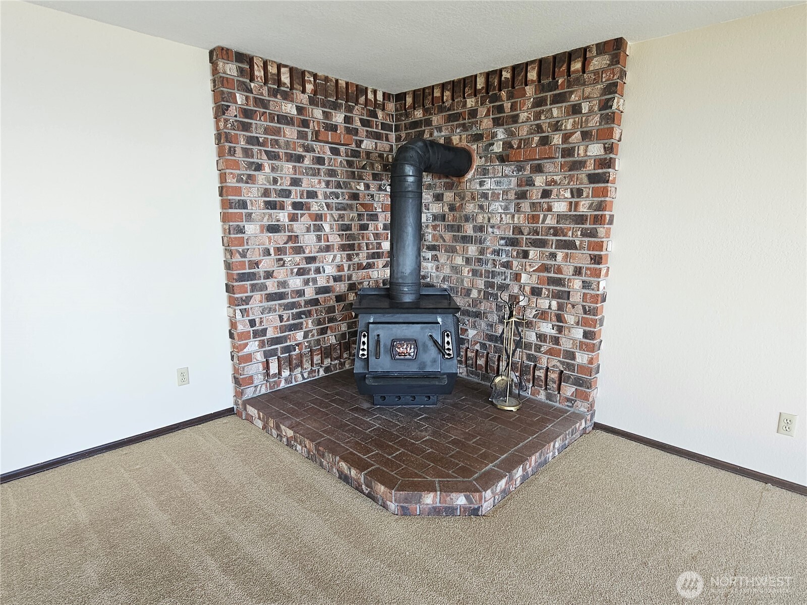 1426 W 4th Street , Port Angeles, WA 98363
