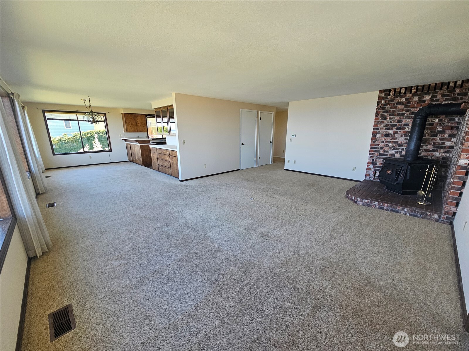 1426 W 4th Street , Port Angeles, WA 98363