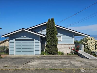 1426 W 4th Street , Port Angeles, WA 98363 - Photo 2