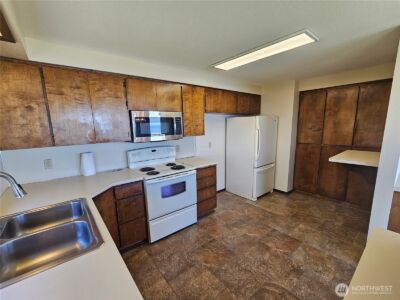 1426 W 4th Street , Port Angeles, WA 98363 - Photo 25