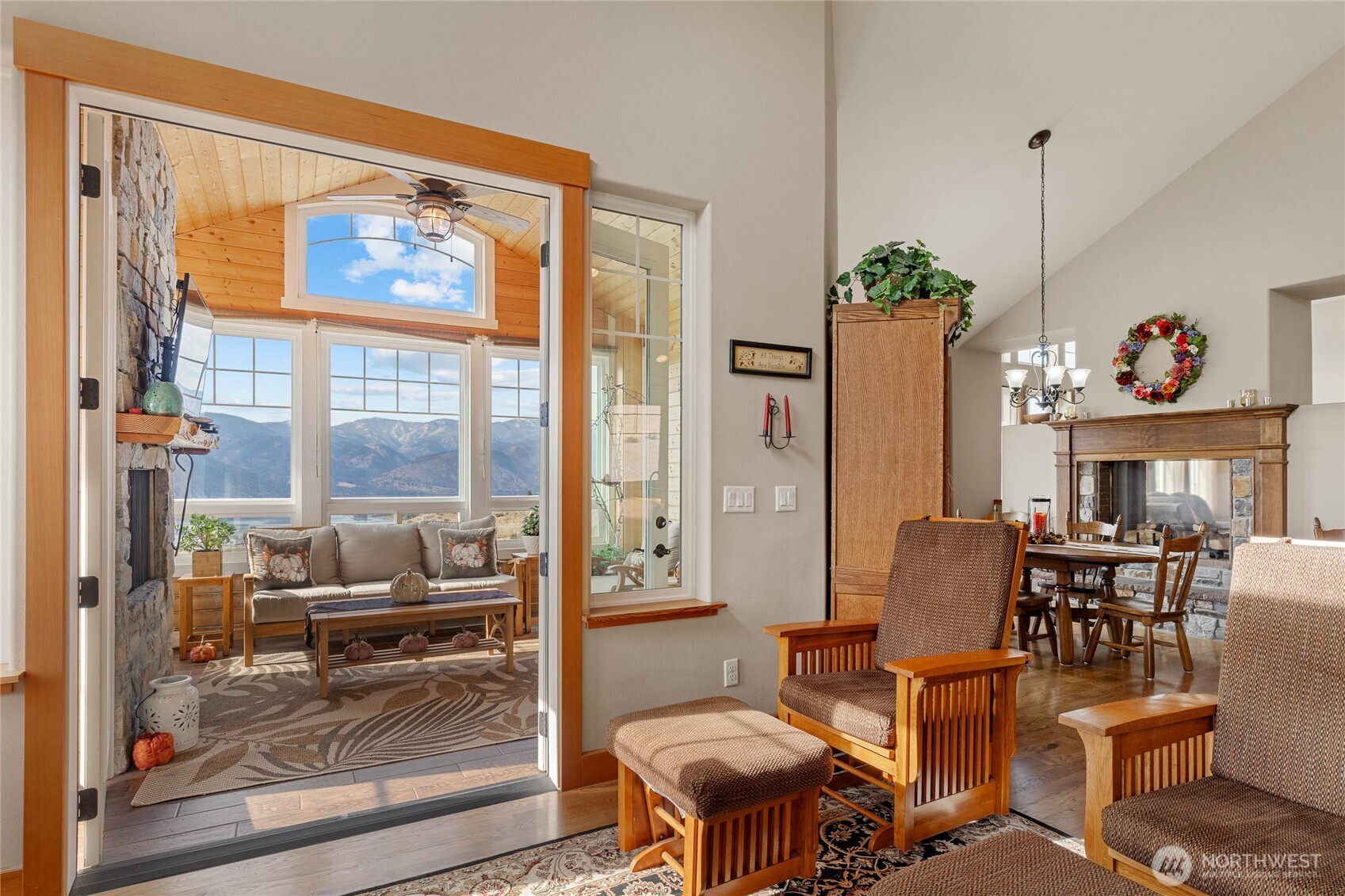 357 Lakayuse Road , Manson, WA 98831