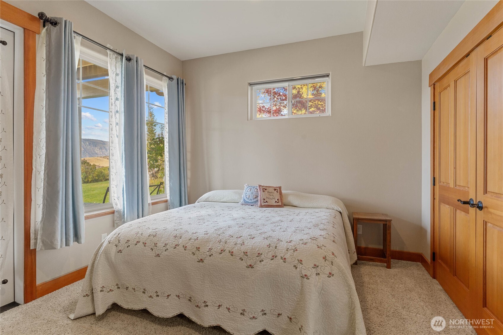 357 Lakayuse Road , Manson, WA 98831