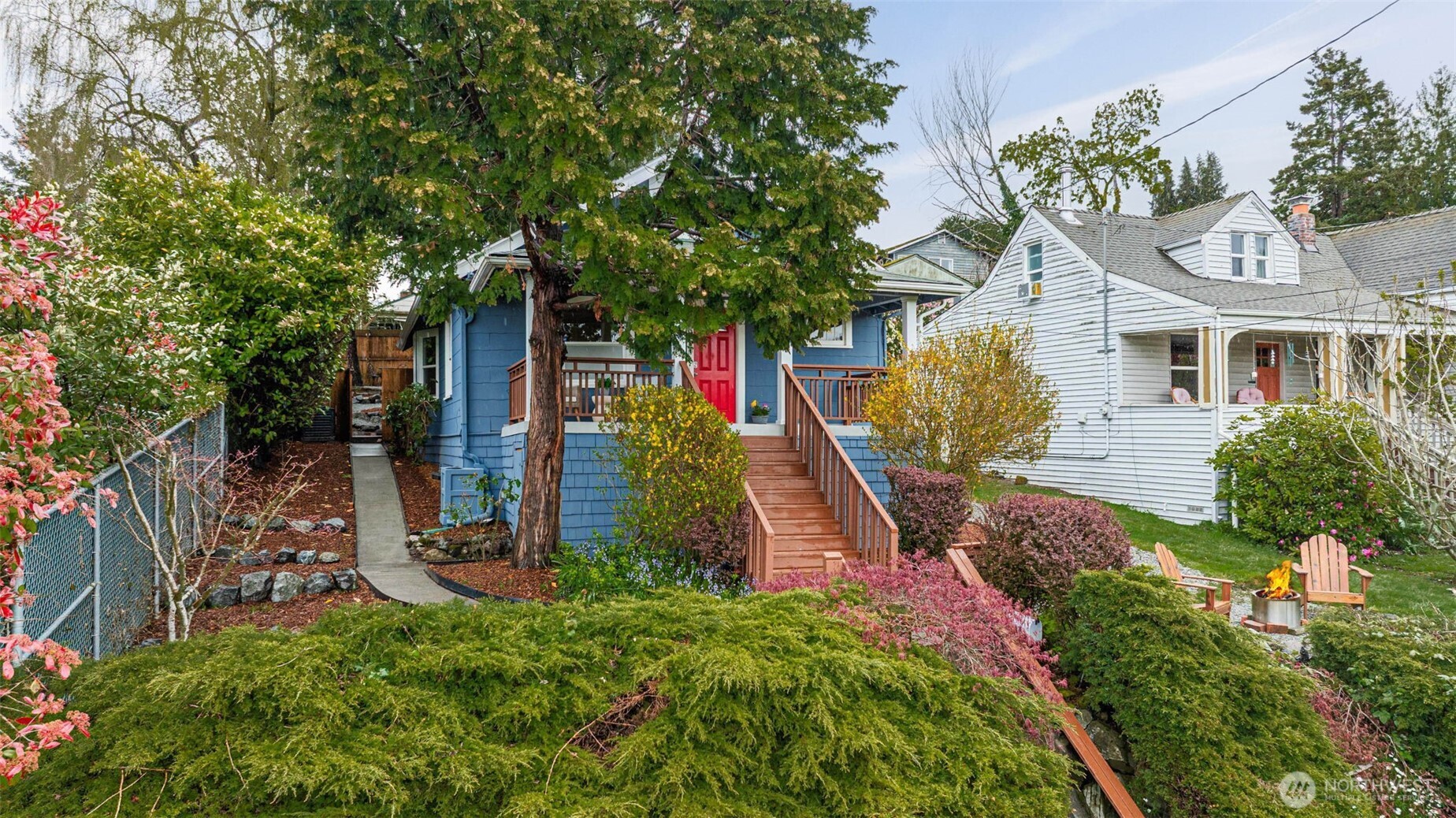 9732 59th Avenue S, Seattle, WA 98118