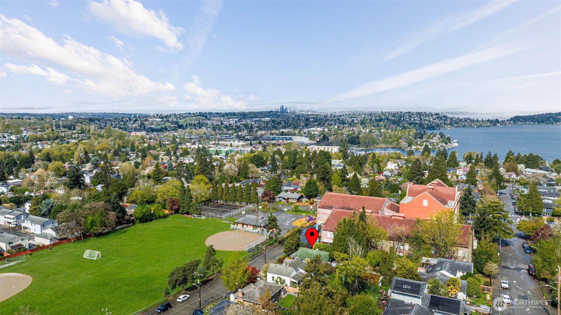 9732 59th Avenue S, Seattle, WA 98118