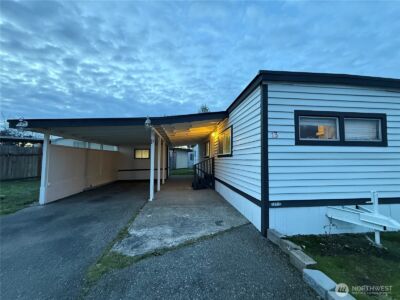 159 136th Street S #13, Tacoma, WA 98444 - Photo 1