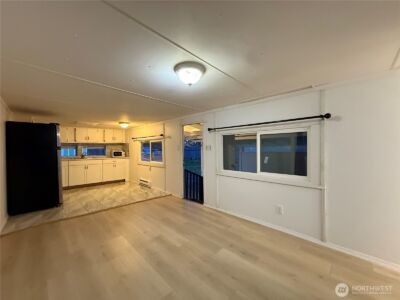 159 136th Street S #13, Tacoma, WA 98444 - Photo 5