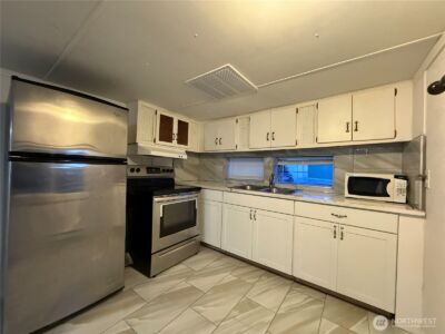 159 136th Street S #13, Tacoma, WA 98444 - Photo 10