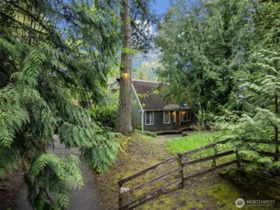 611 208th Avenue SE, Sammamish, WA 98074 - Photo 4