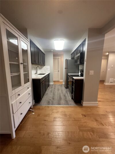 42826 RE Undisclosed , Redmond, WA 98052 - Photo 2