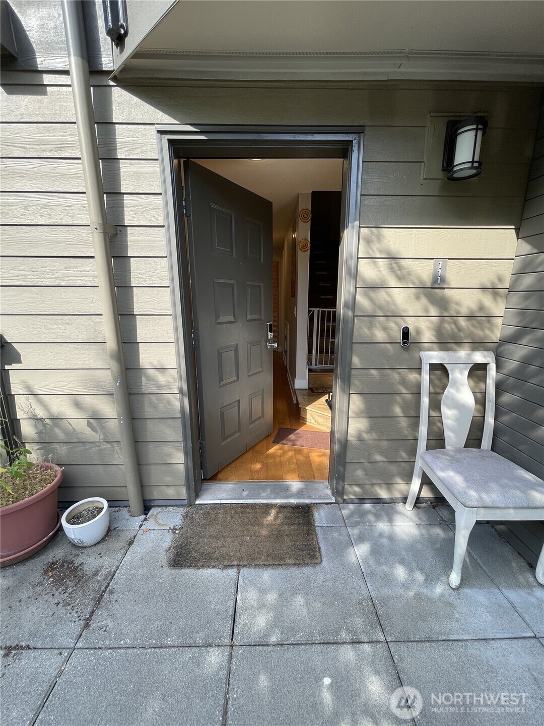 42826 RE Undisclosed , Redmond, WA 98052
