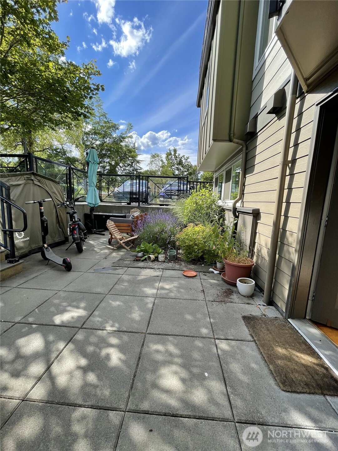 42826 RE Undisclosed , Redmond, WA 98052