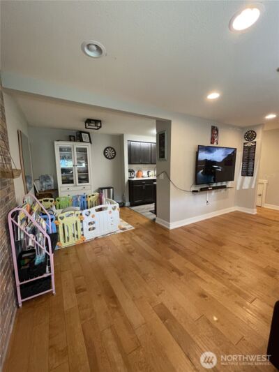 42826 RE Undisclosed , Redmond, WA 98052 - Photo 4