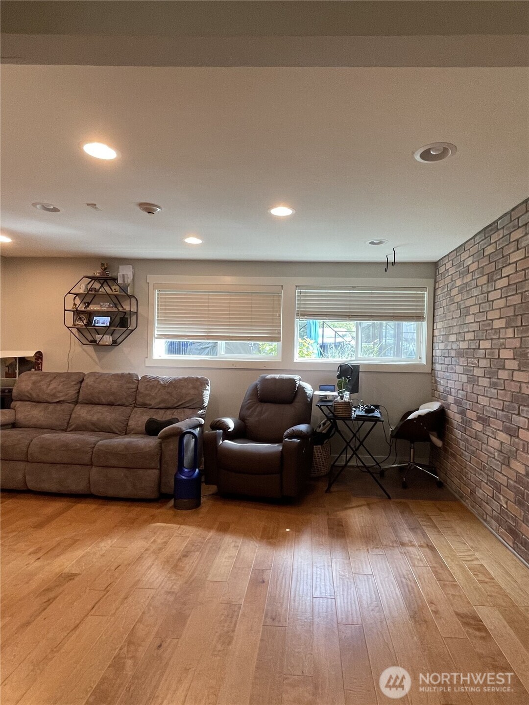42826 RE Undisclosed , Redmond, WA 98052