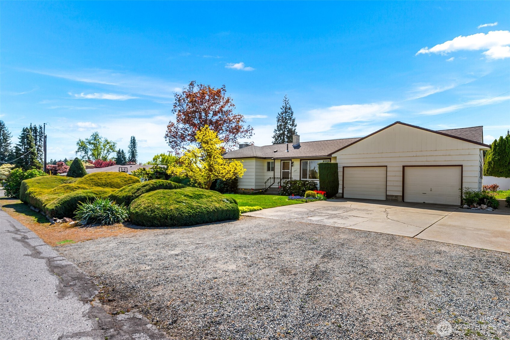 1427 2nd Street , Wenatchee, WA 98801