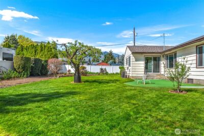 1427 2nd Street , Wenatchee, WA 98801 - Photo 30