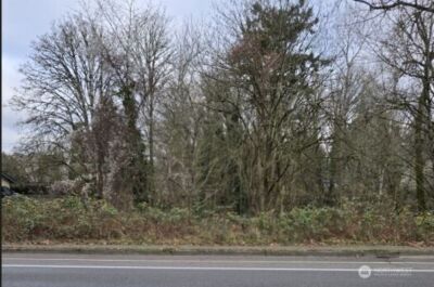 8027 S Yakima Avenue , Tacoma, WA 98408 - Photo 4