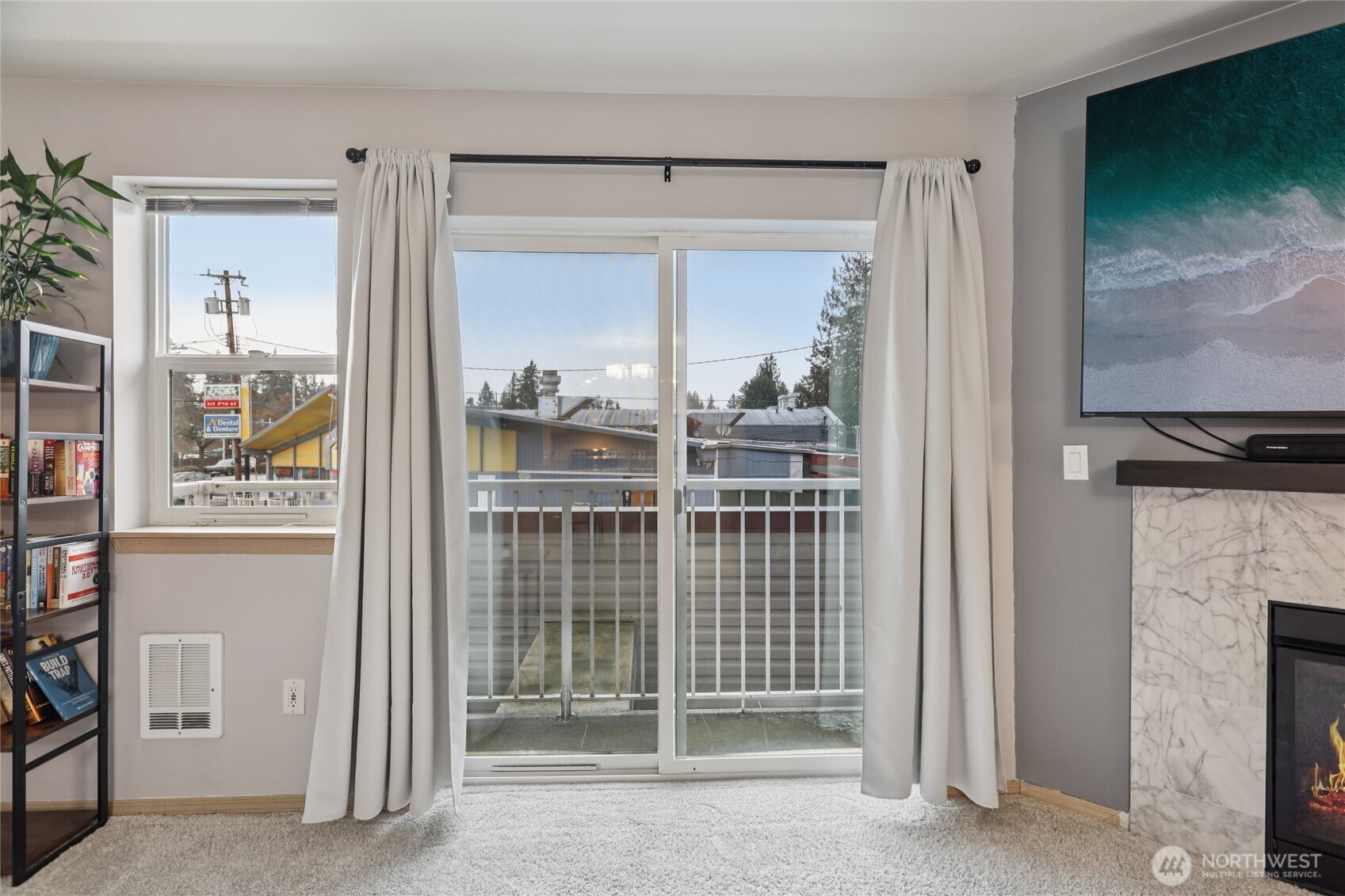 11532 15th Avenue NE #202, Seattle, WA 98125