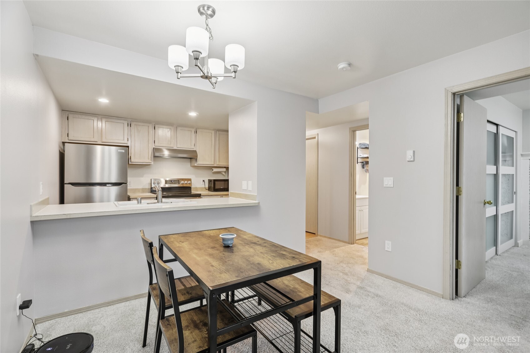 11532 15th Avenue NE #202, Seattle, WA 98125