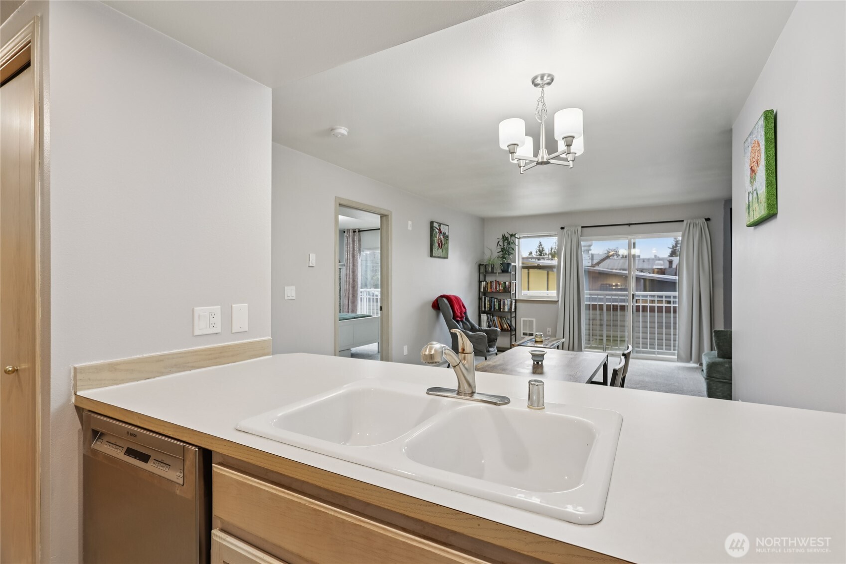 11532 15th Avenue NE #202, Seattle, WA 98125