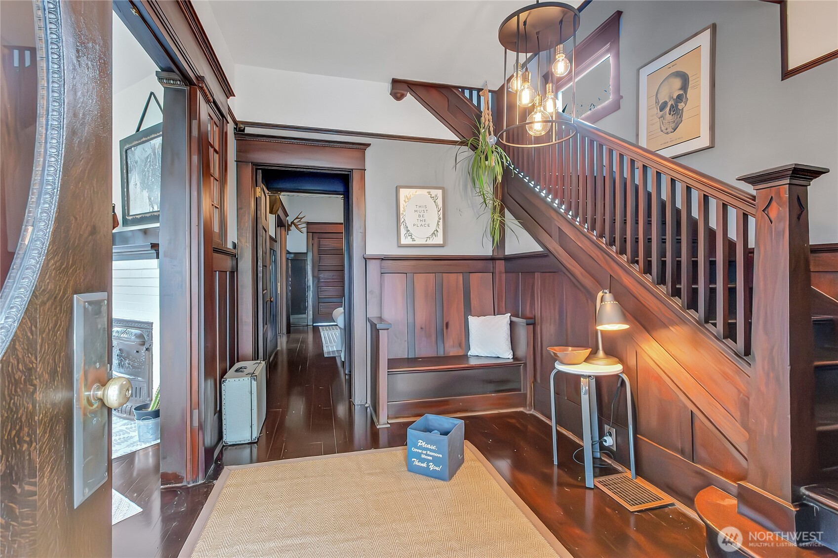 926 S Ainsworth Avenue , Tacoma, WA 98405-3349