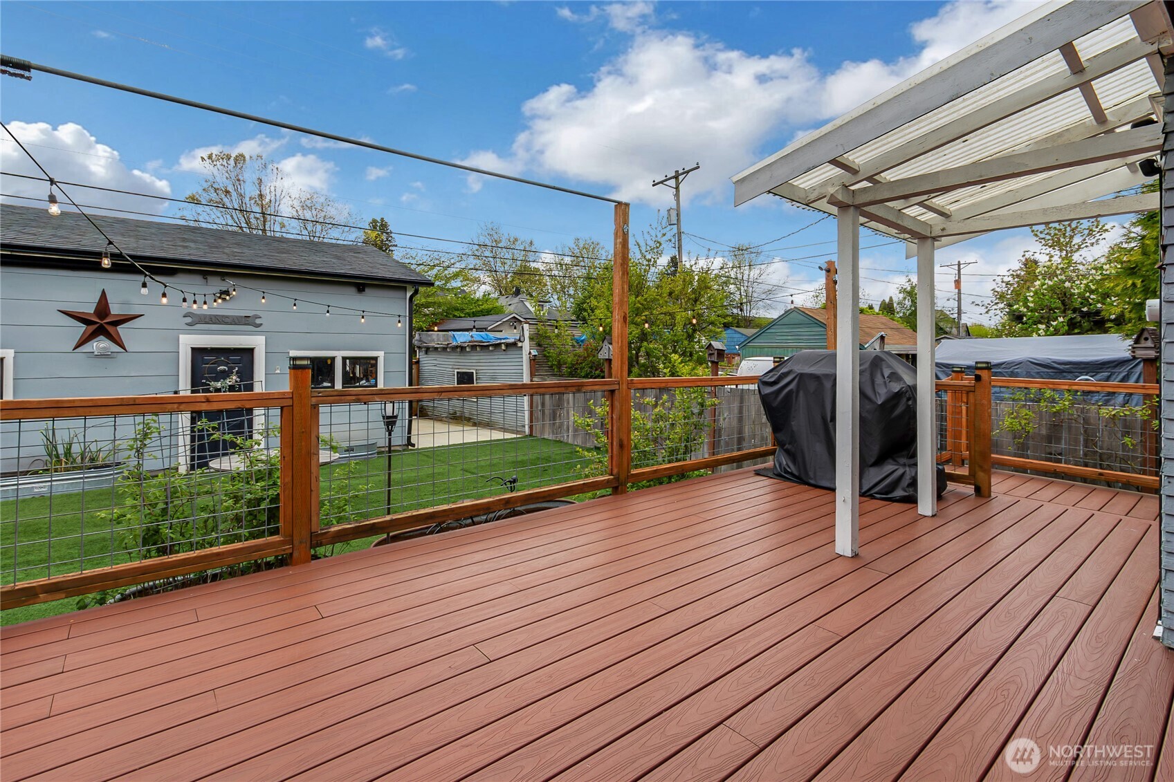 926 S Ainsworth Avenue , Tacoma, WA 98405-3349