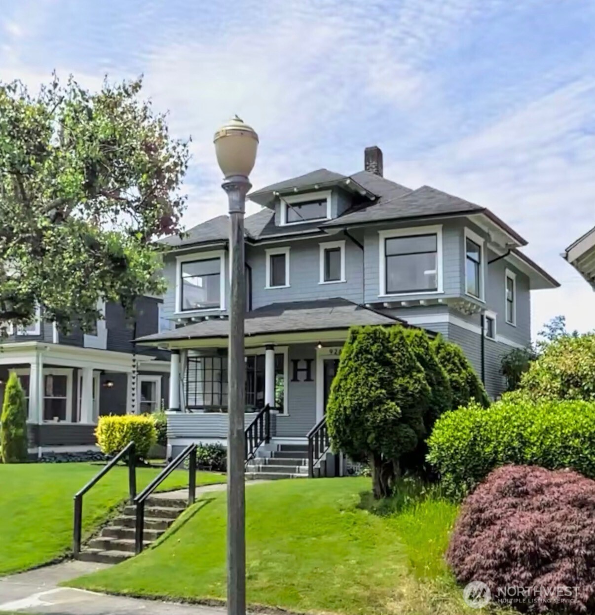 926 S Ainsworth Avenue , Tacoma, WA 98405-3349