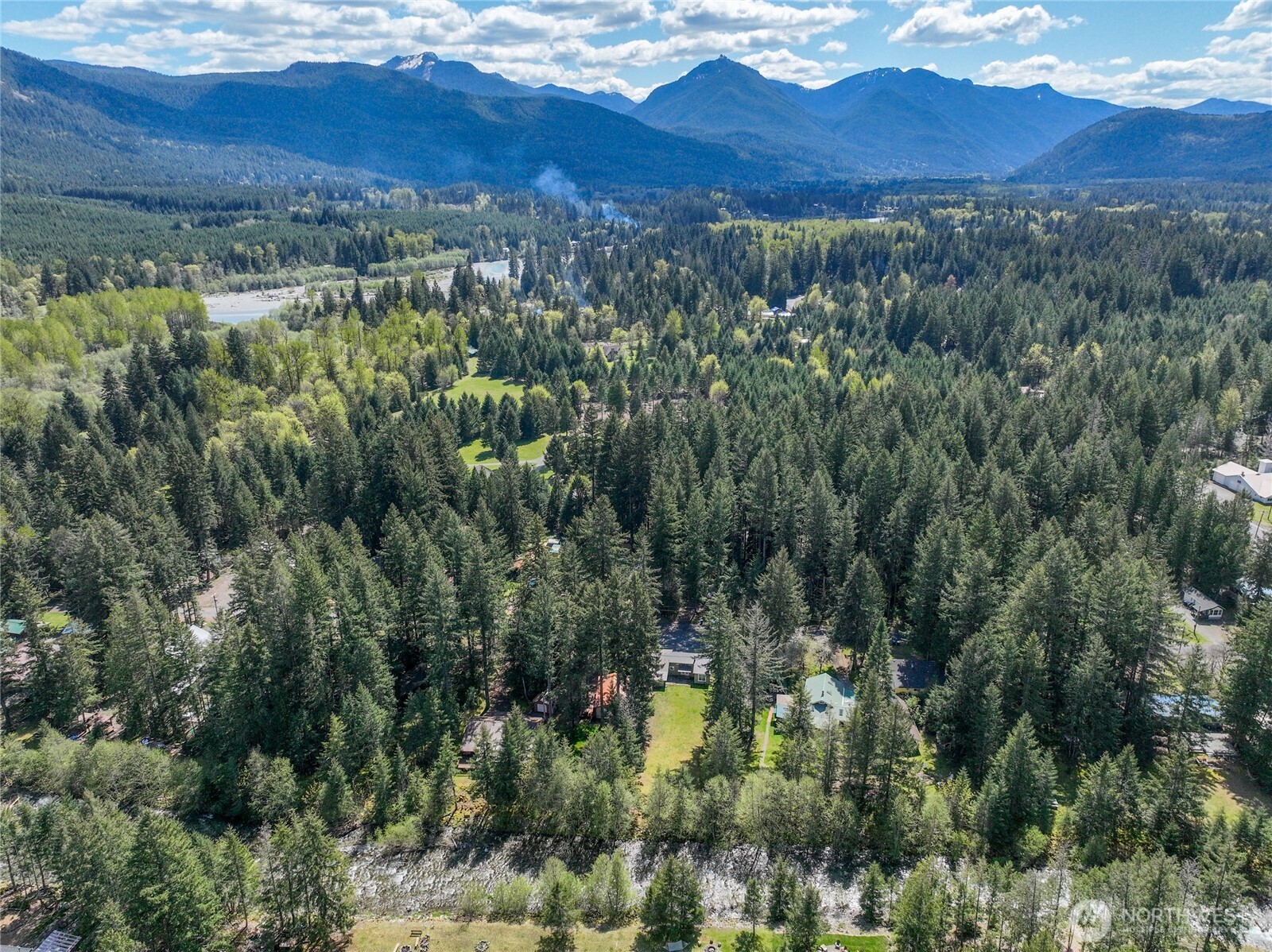 123 Butter Creek Lane , Packwood, WA 98361