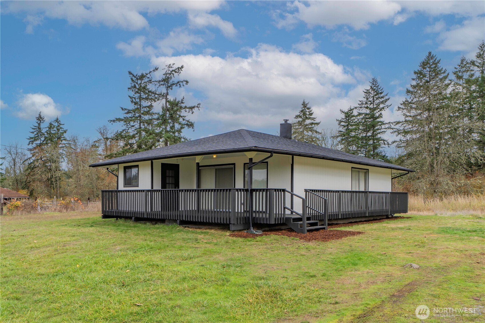 39411 Mountain Highway E, Eatonville, WA 98328