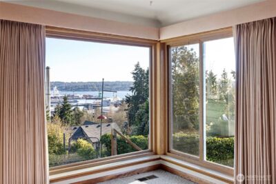 410 S Charleston Avenue , Bremerton, WA 98312 - Photo 5