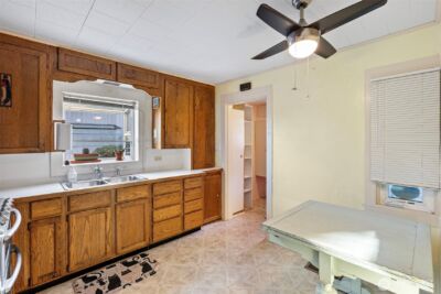 410 S Charleston Avenue , Bremerton, WA 98312 - Photo 8
