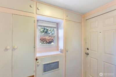 410 S Charleston Avenue , Bremerton, WA 98312 - Photo 10