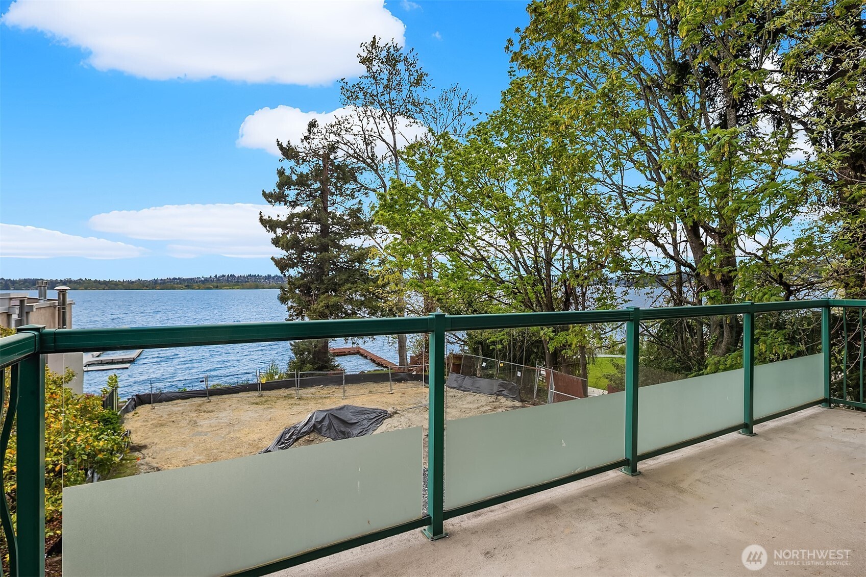 557 5th Avenue W, Kirkland, WA 98033
