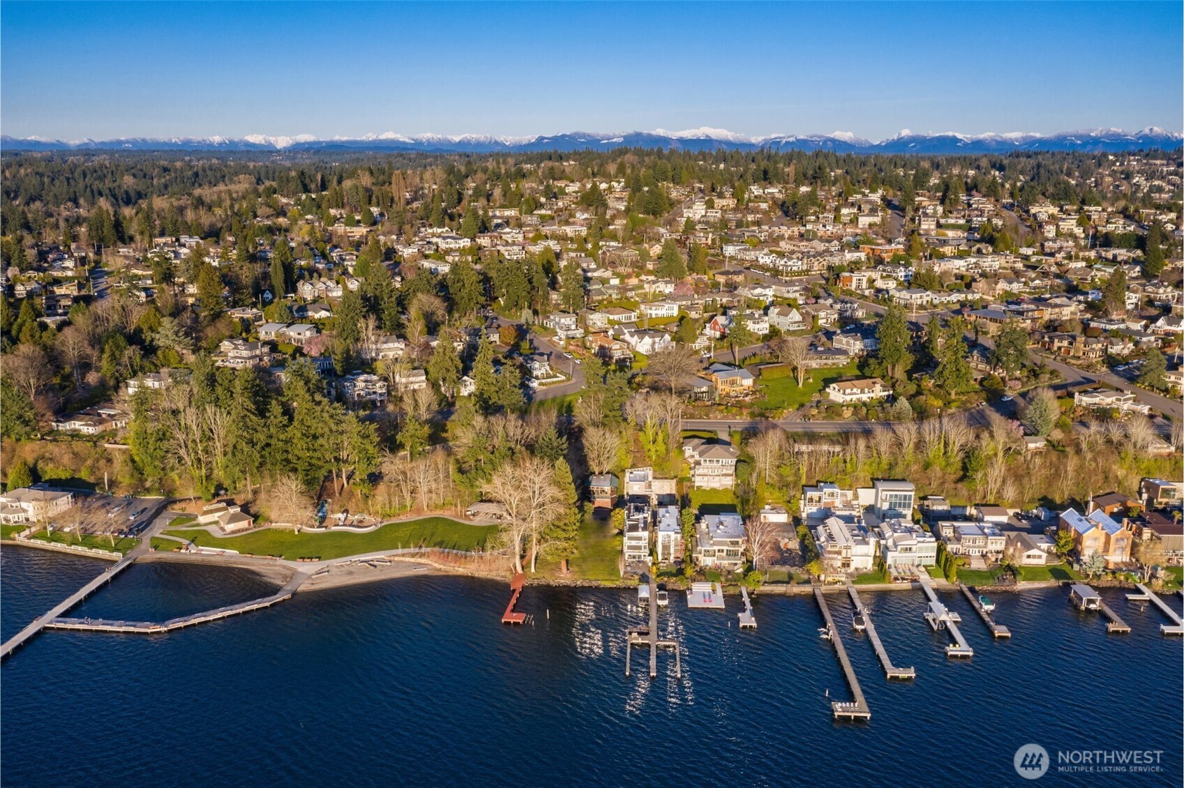 557 5th Avenue W, Kirkland, WA 98033