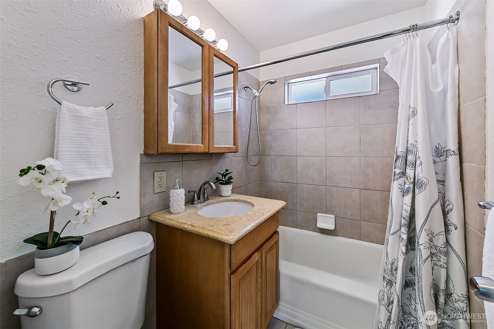 2609 NE 145th Street , Seattle, WA 98155