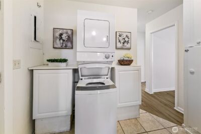 2609 NE 145th Street , Seattle, WA 98155 - Photo 9