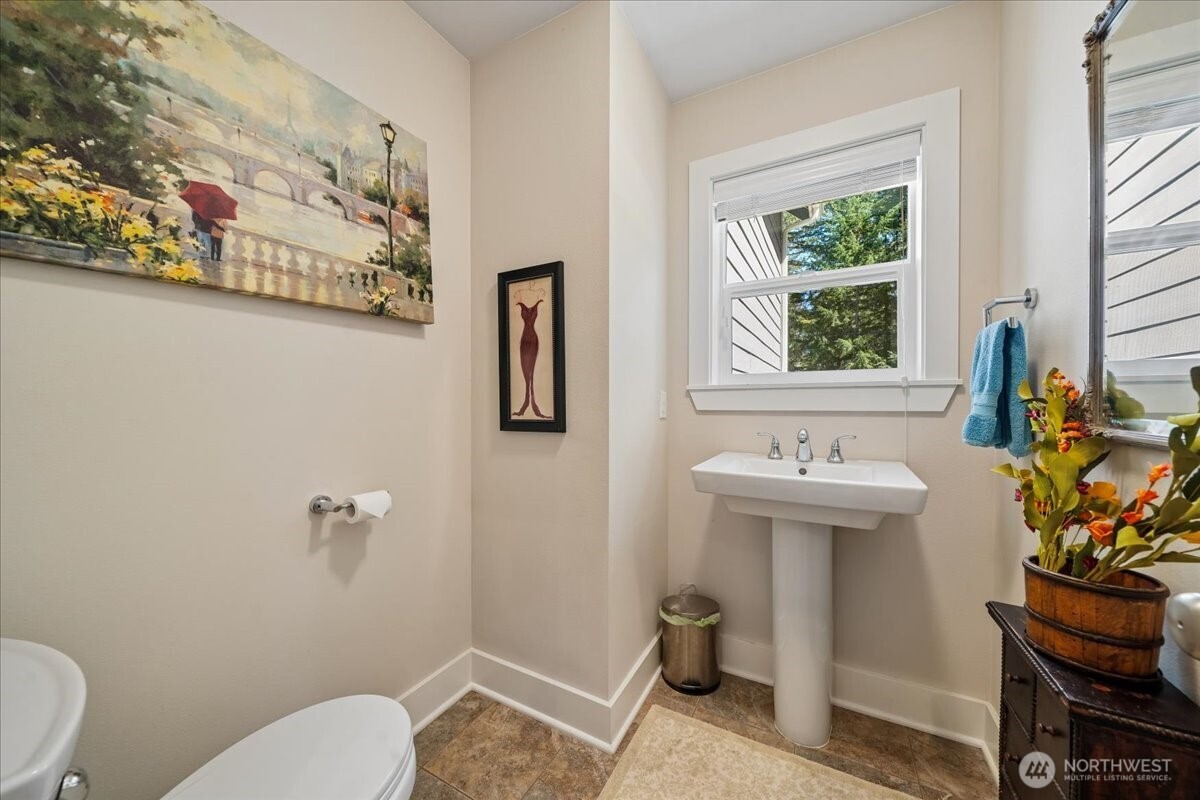 10804 Pioneer Drive , Anderson Island, WA 98303