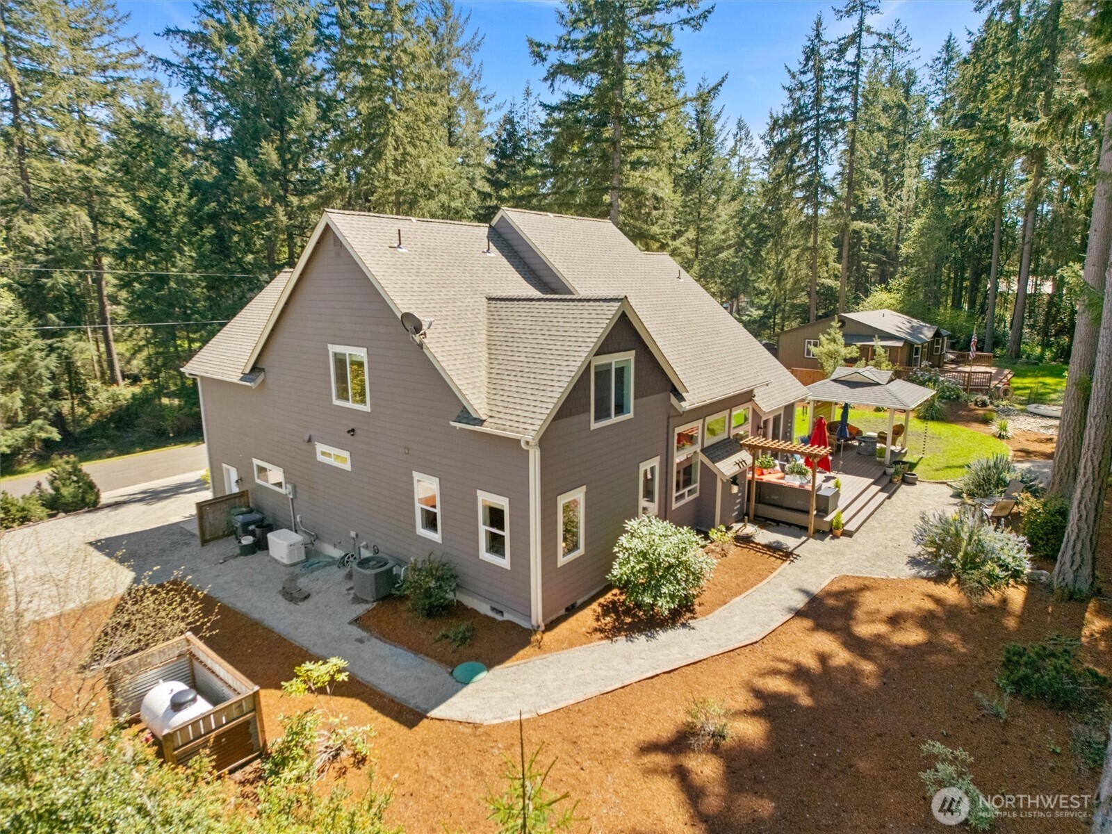 10804 Pioneer Drive , Anderson Island, WA 98303