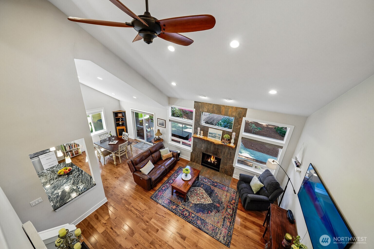 10804 Pioneer Drive , Anderson Island, WA 98303