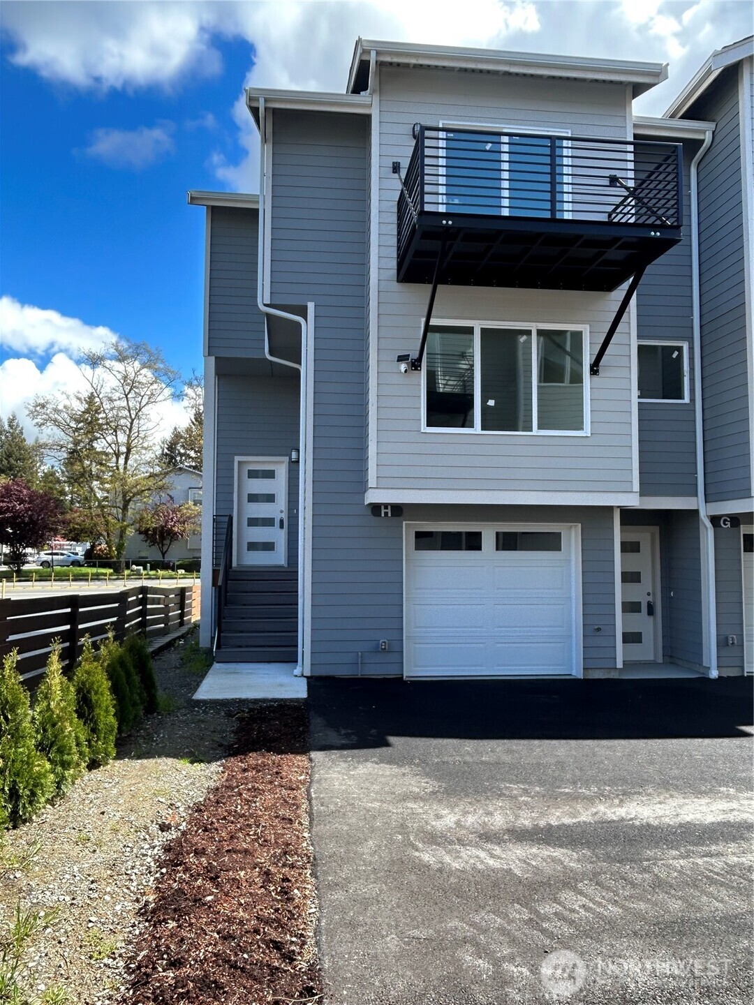 13243 Ambaum Boulevard SW #C, Burien, WA 98146-3158