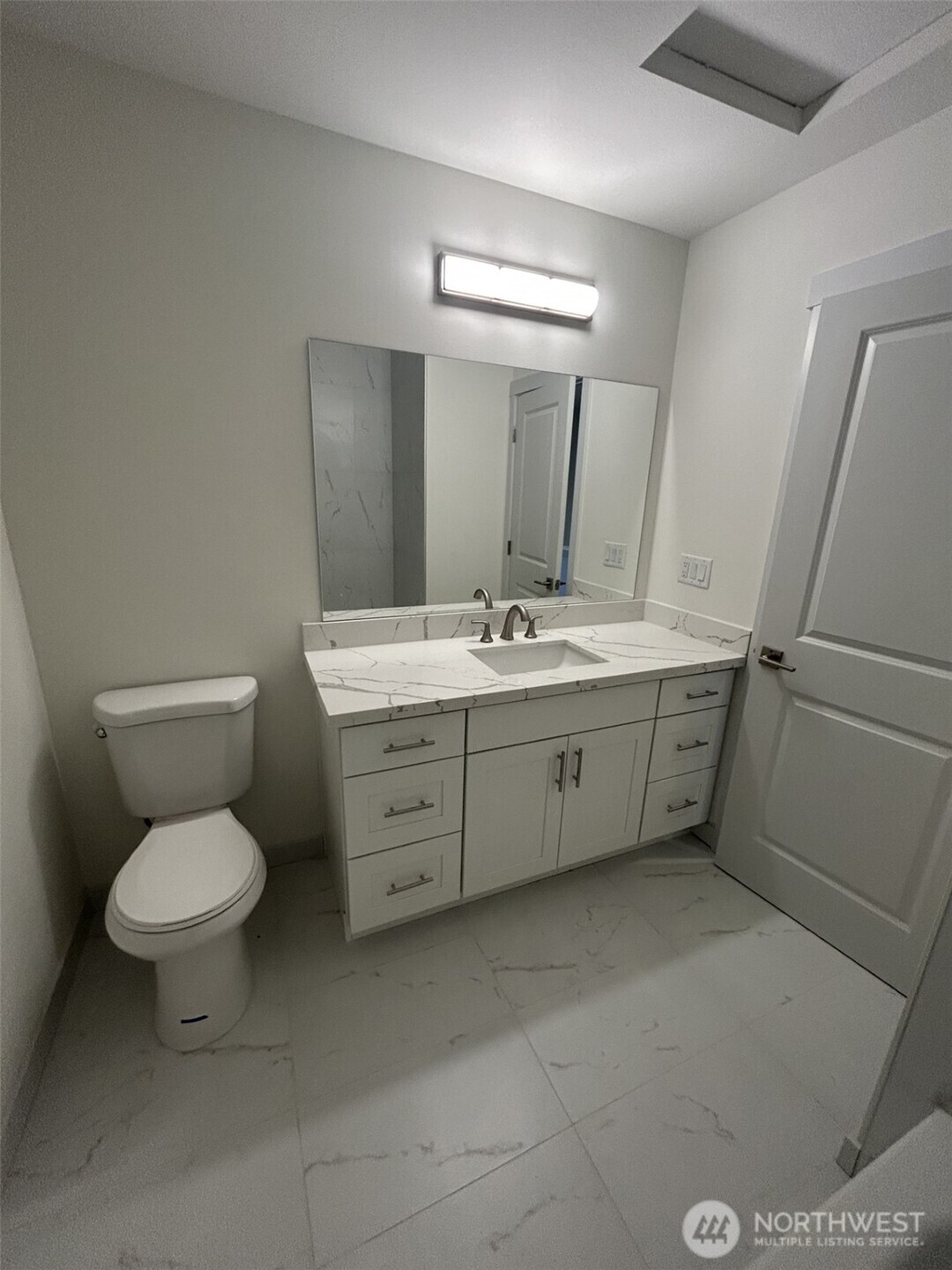 13243 Ambaum Boulevard SW #C, Burien, WA 98146-3158