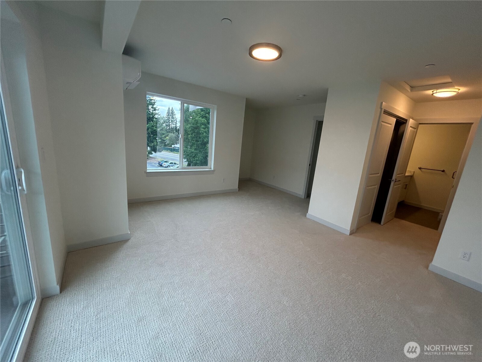 13243 Ambaum Boulevard SW #C, Burien, WA 98146-3158