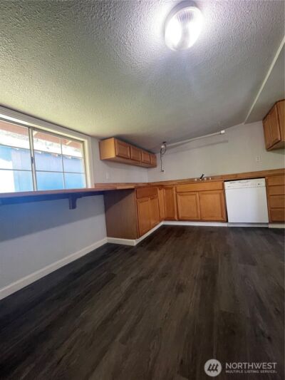 19029 Renton-Maple Valley Road SE, Maple Valley, WA 98038 - Photo 9