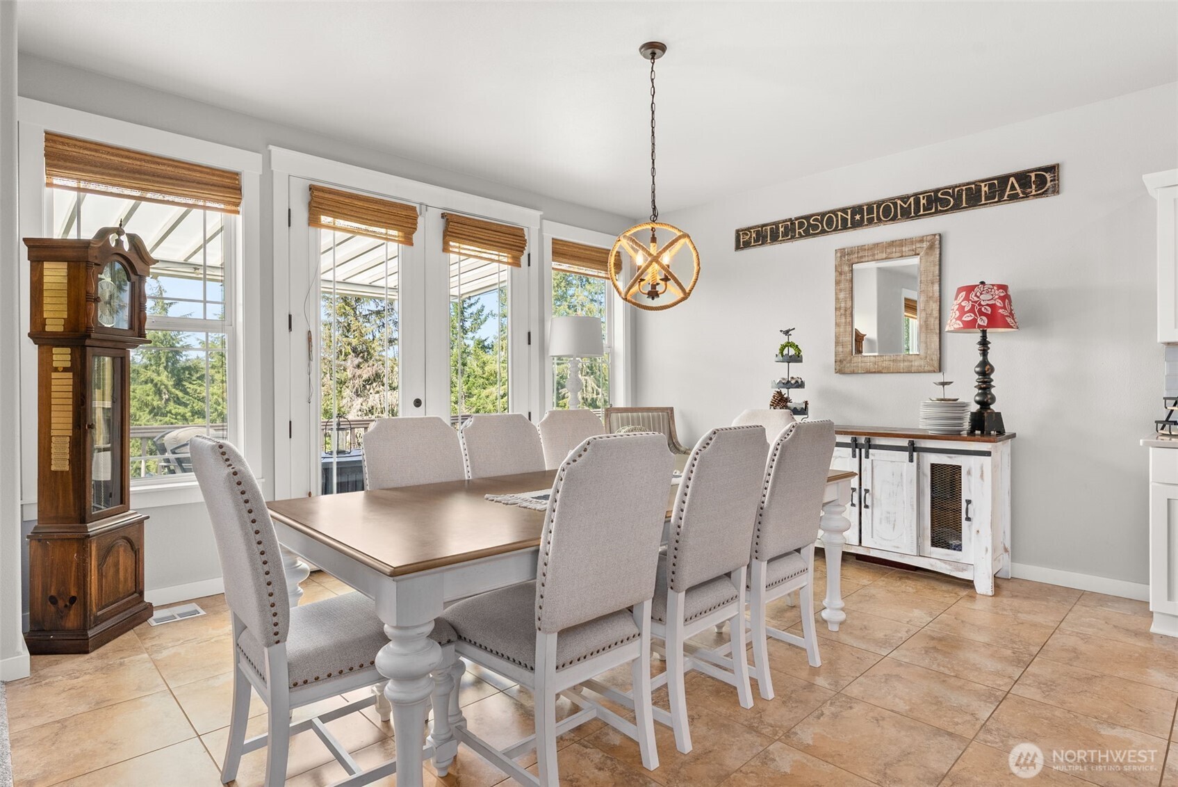 341 W Reeves Hill Drive , Shelton, WA 98584